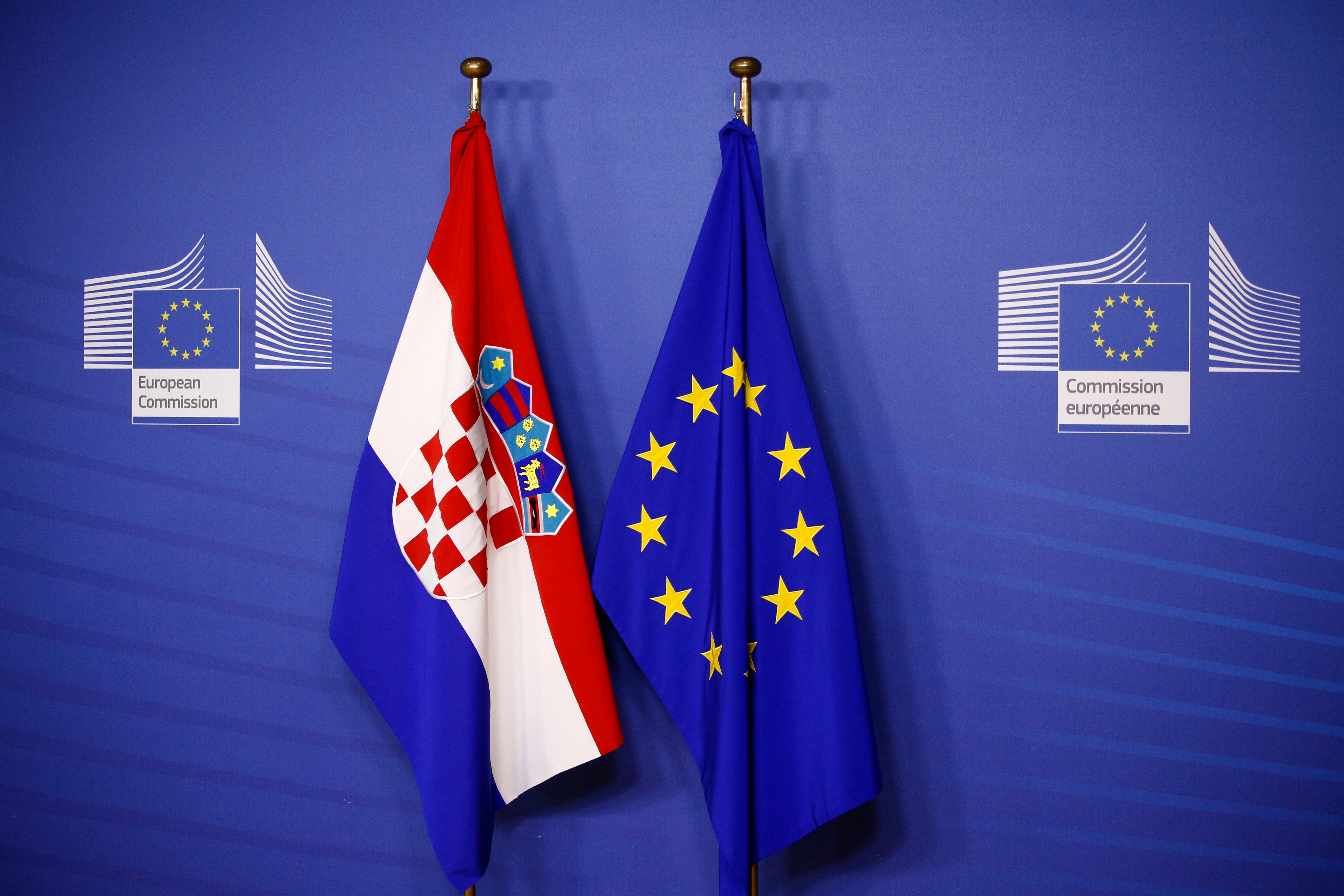 Croatia’s Double Triumph: Adopts Euro and Joins Schengen!